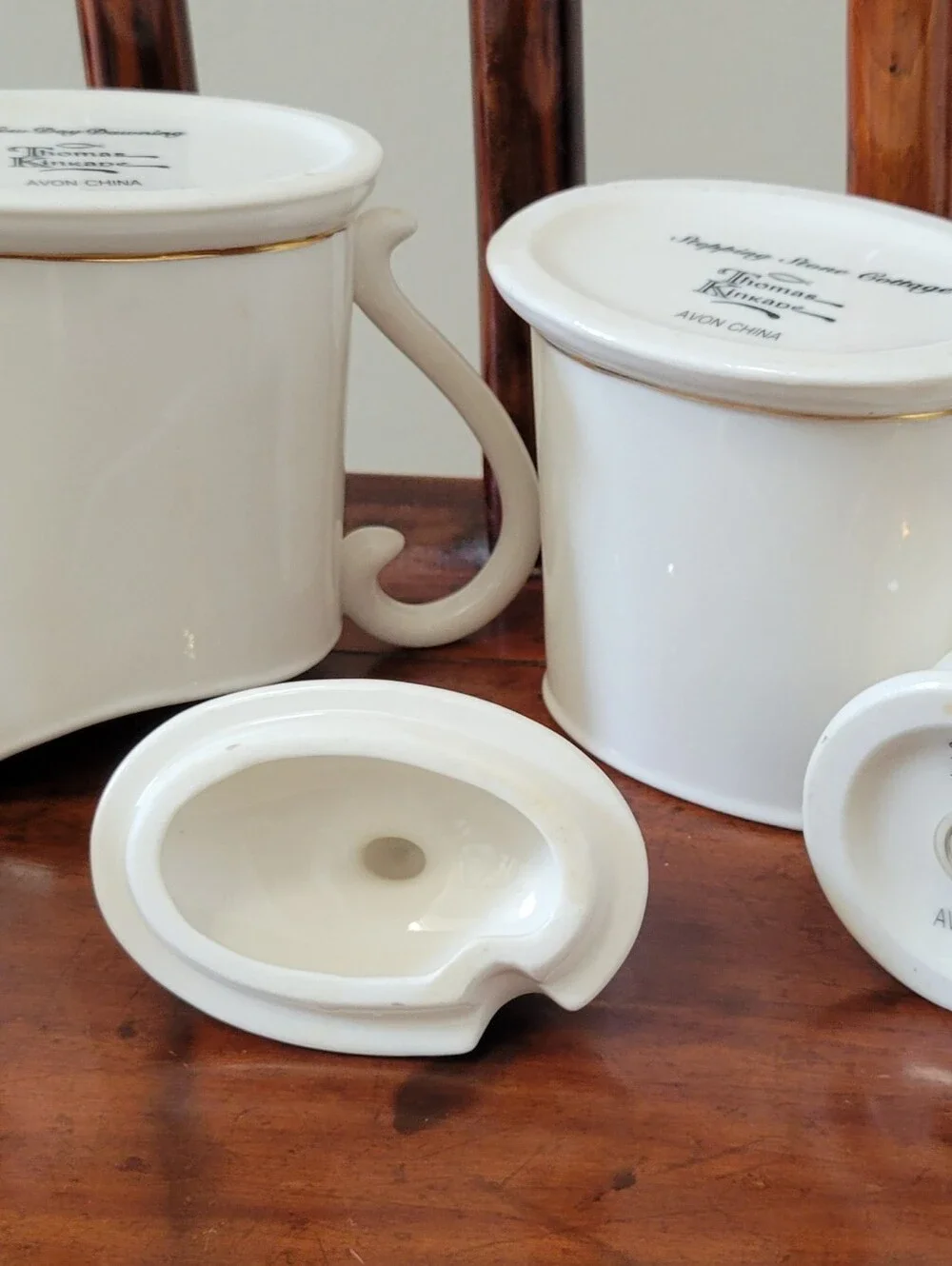 Thomas Kinkade Set of Creamer-Sugar w Lid-Salt and Pepper Shakers/2002 for Avon